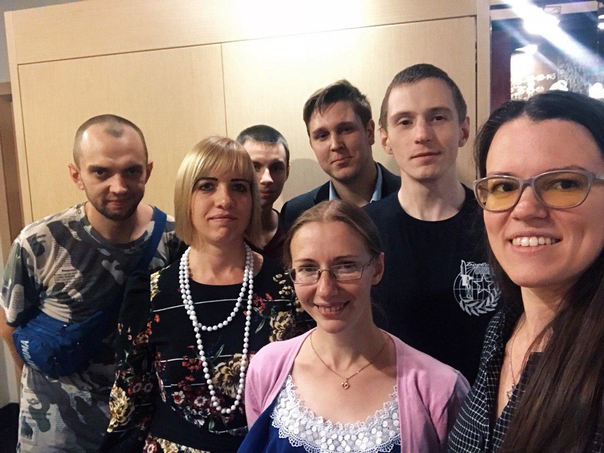 Владимирская команда всероссийского движения “Культурный патруль” следит за благоустройством города и бережно хранит его исторические элементы. Например, наличники, как бы странно это ни звучало.