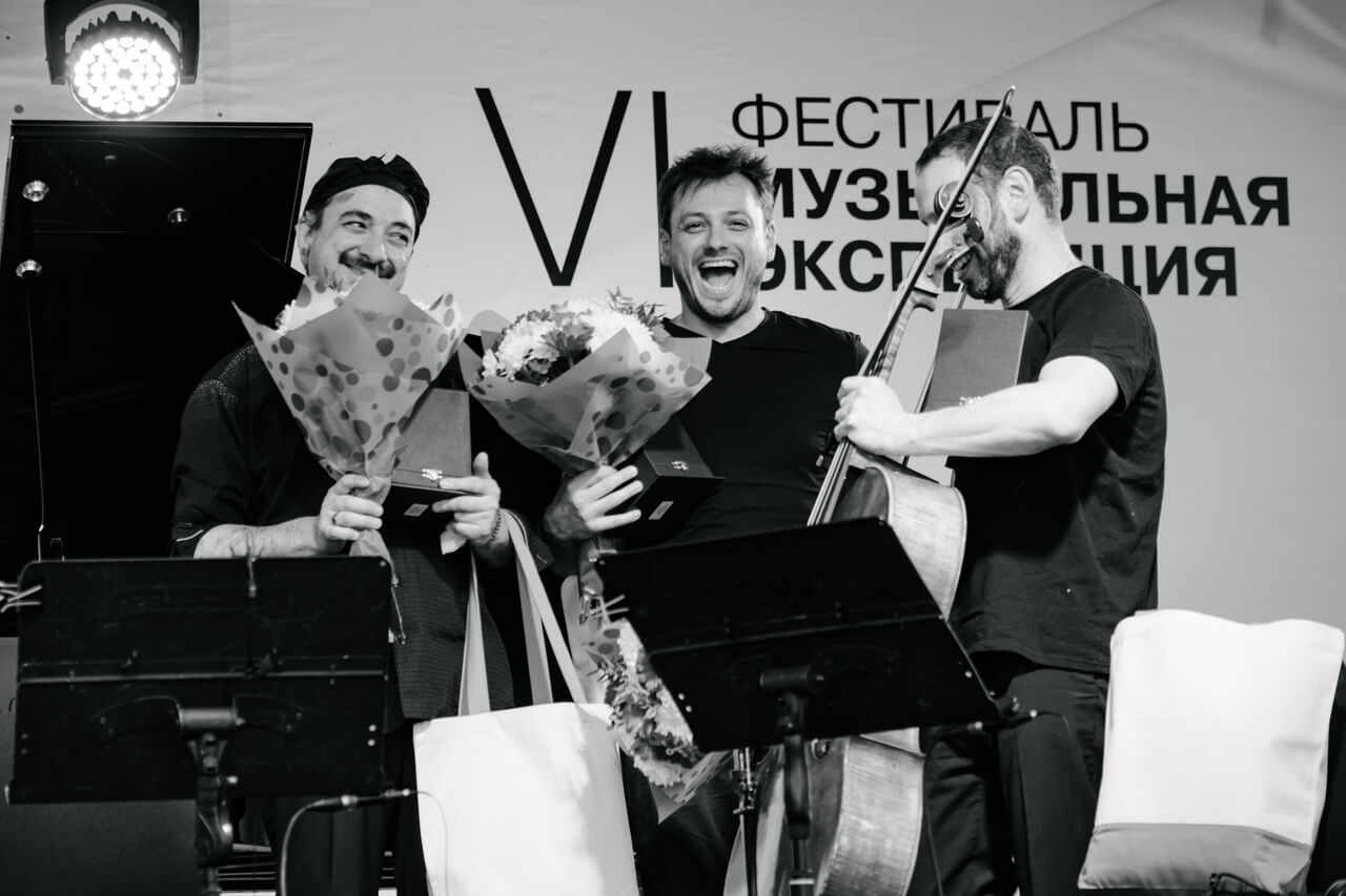 Известный владимирский режиссер Мария Ремыга презентовала новый фильм «Музыкальная экспедиция — 2019». Она рассказала о его создании и открыла секрет, как поймать момент и передать нужную атмосферу.