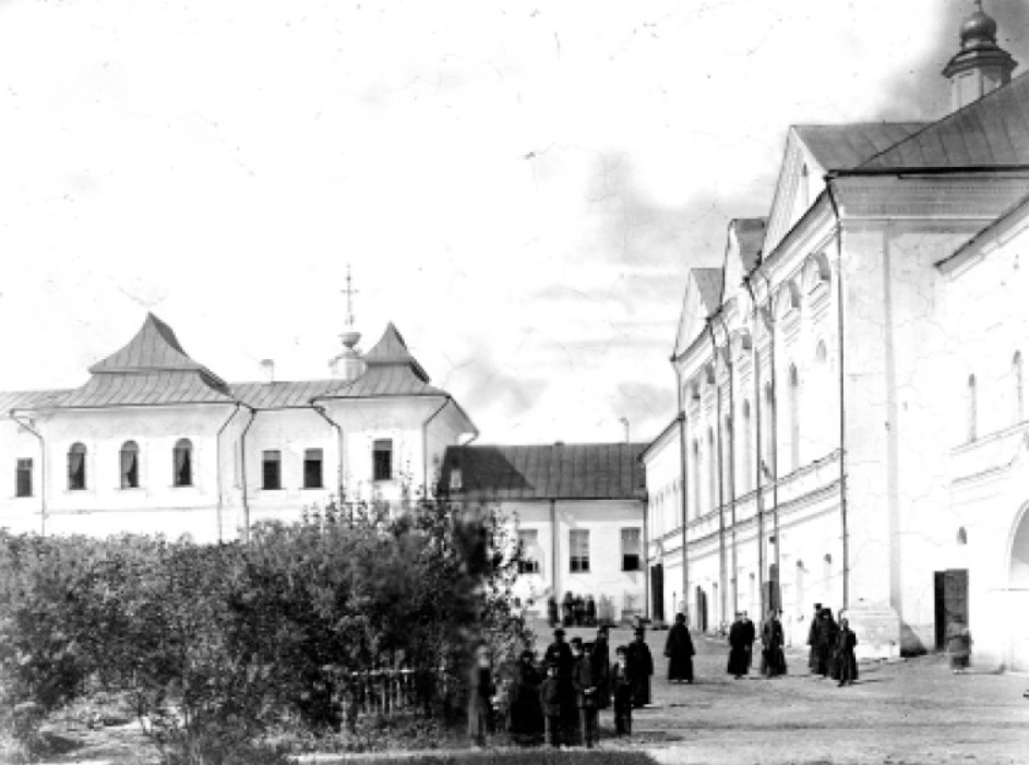 Каково это было - сходить в советский магазин? Что можно было там купить и по каким ценам? О торговле тех лет во Владимире читайте в нашем материале