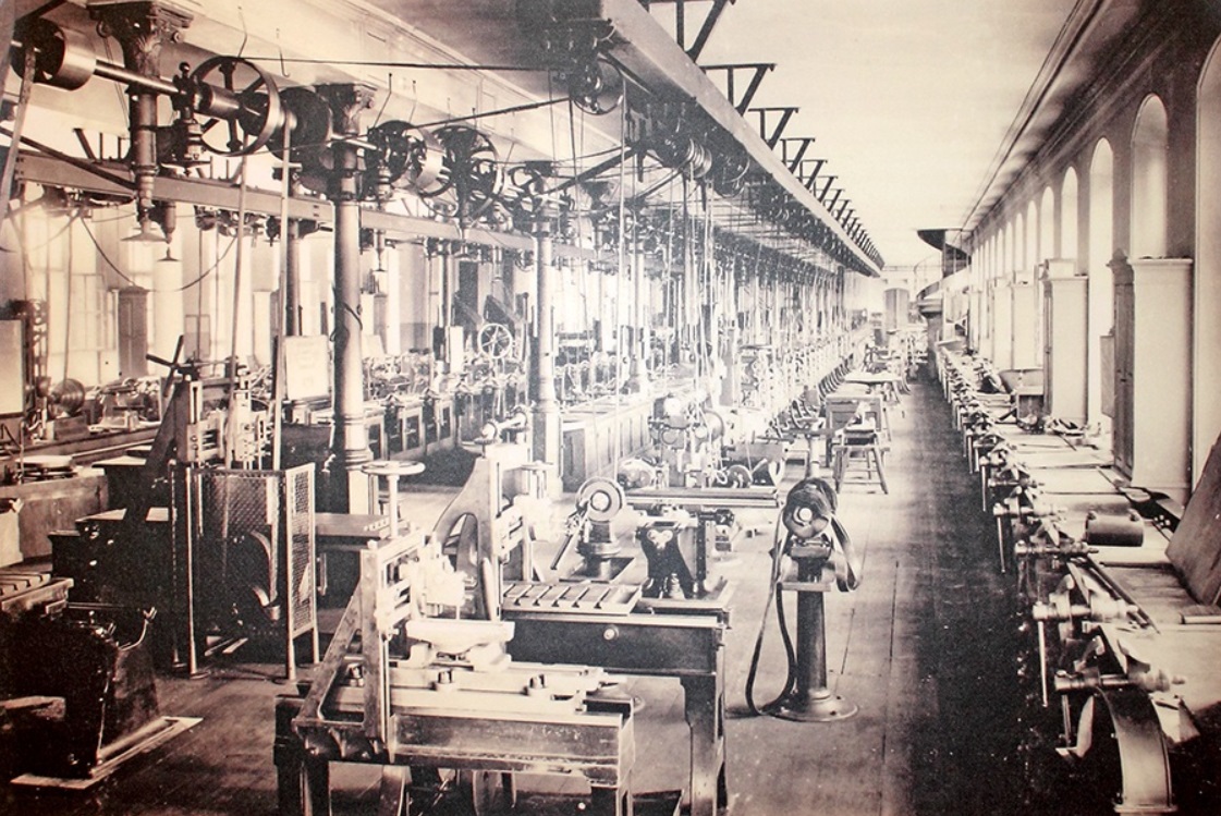 Каково это было - сходить в советский магазин? Что можно было там купить и по каким ценам? О торговле тех лет во Владимире читайте в нашем материале