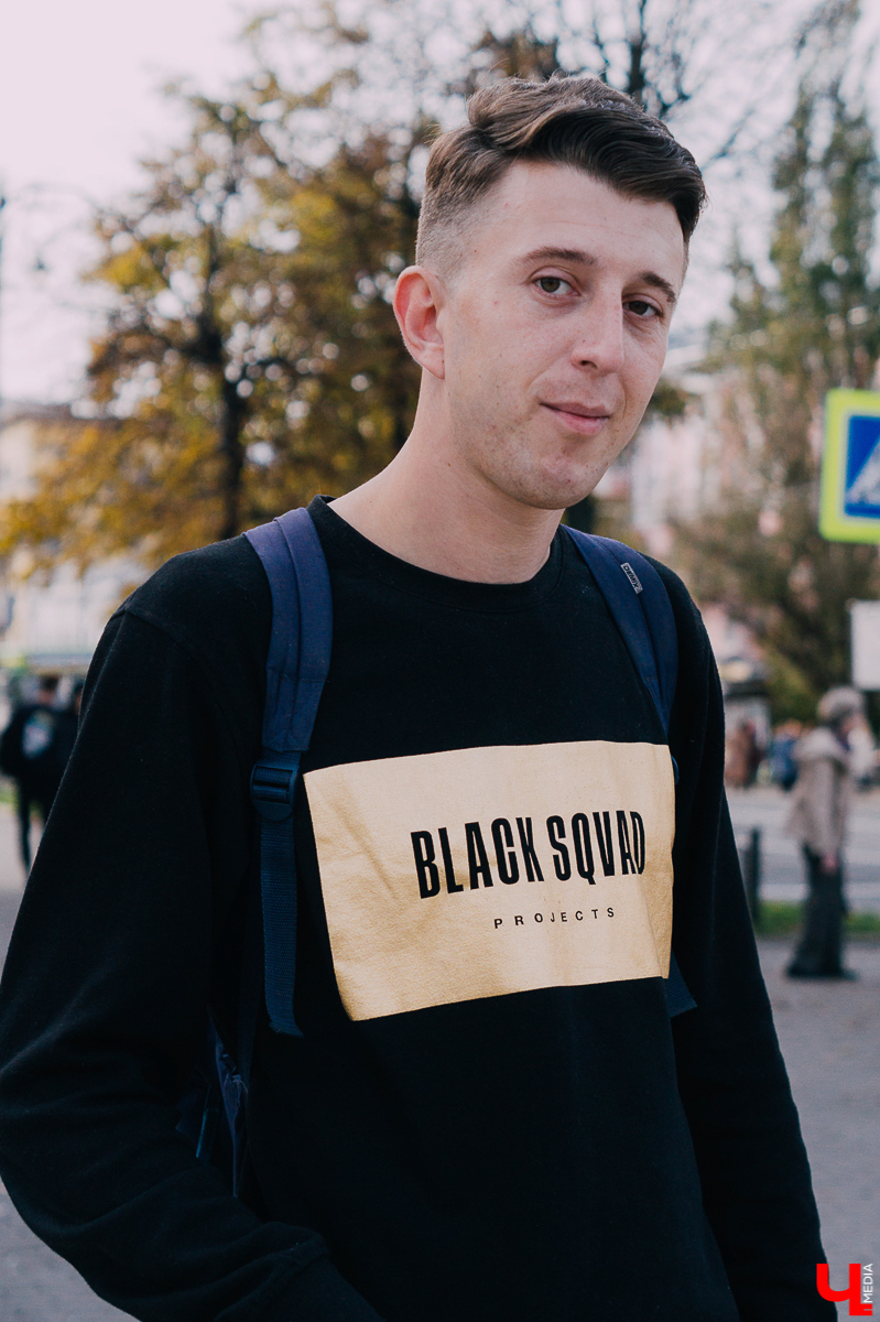 Видели в городе первую информационную панель с временем ожидания общественного транспорта? “Ключ-Медиа” уже обсудил с владимирцами ее плюсы-минусы и разузнал, чего еще им не хватает на остановках.