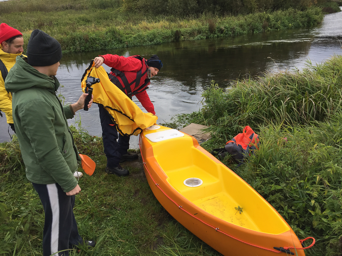 “Ключ-Медиа” отправился на тест-драйв первой специально разработанной для путешествий по Клязьме лодки