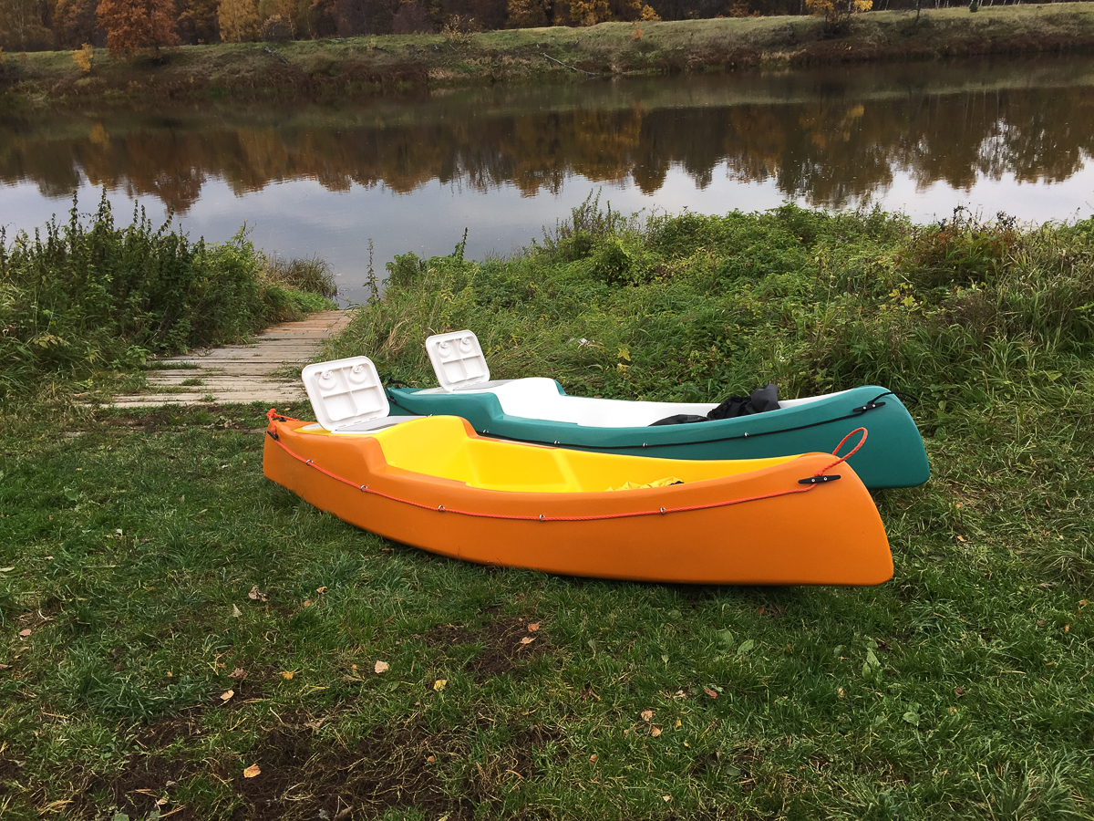 “Ключ-Медиа” отправился на тест-драйв первой специально разработанной для путешествий по Клязьме лодки