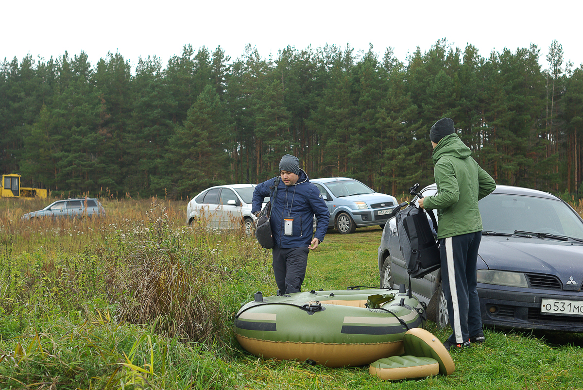 “Ключ-Медиа” отправился на тест-драйв первой специально разработанной для путешествий по Клязьме лодки