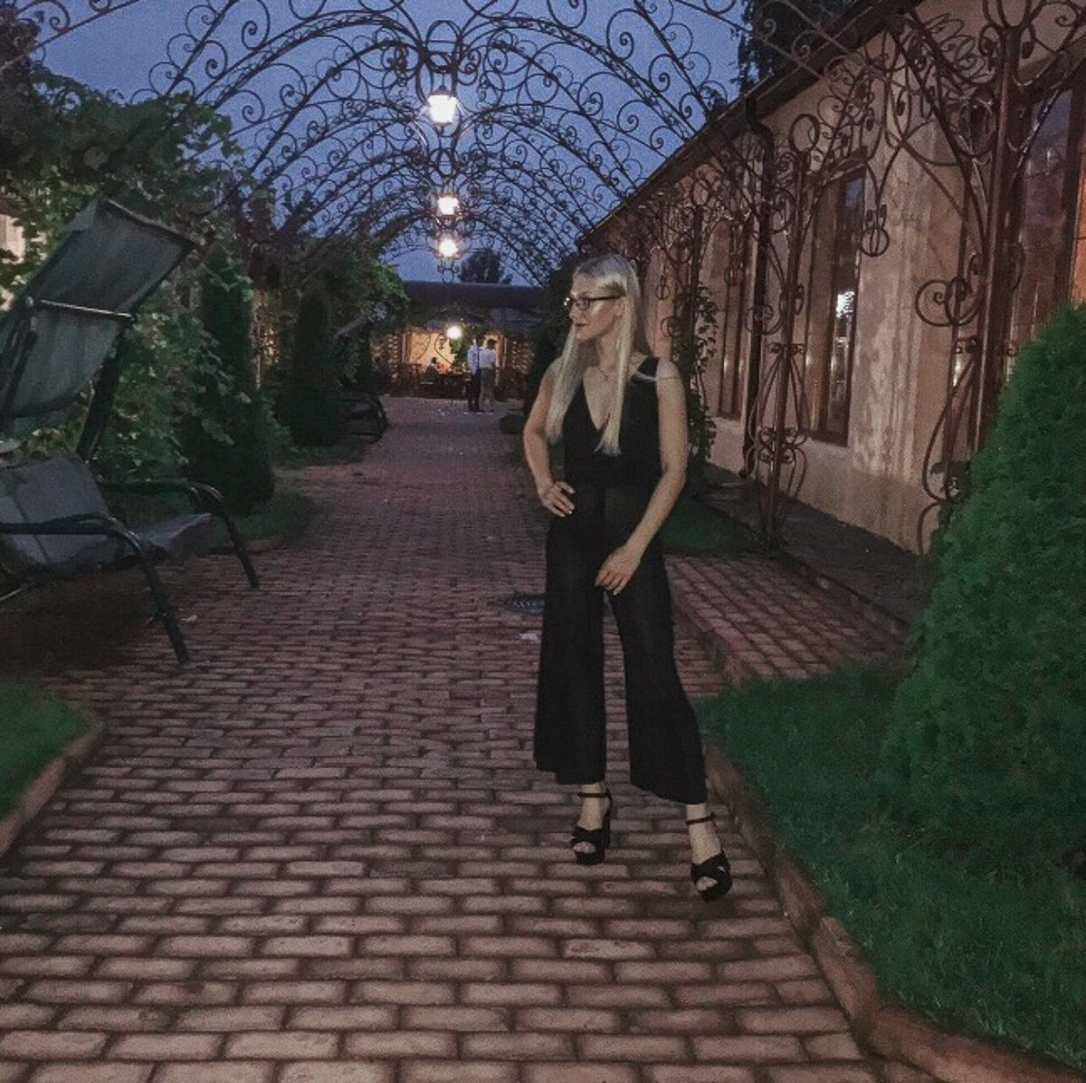 Согреваемся в октябре жаркими кадрами. Жительница Владимира Дарья Ткаченко принимает участие в нашем конкурсе неспроста. Она настоящая фанатка спортзала