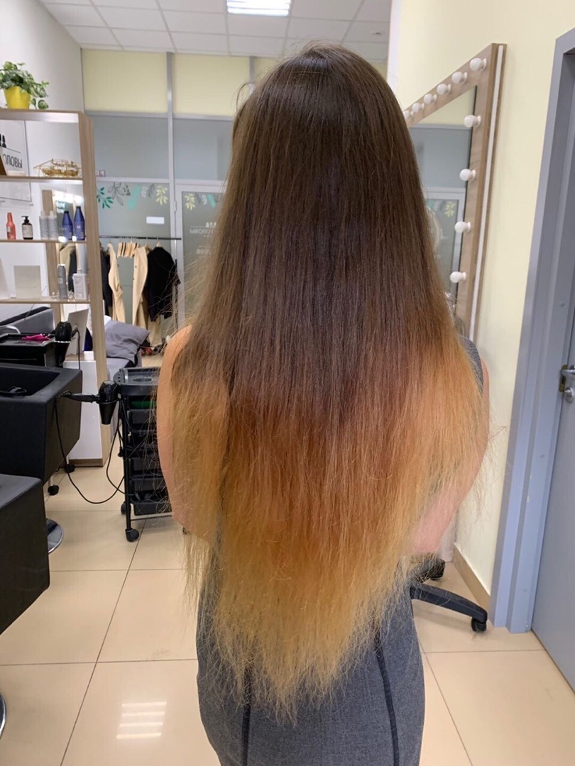 Эксперты-стилисты Мария Засорина и Александра Стрекоза вместе с фотографом Полиной Романычевой ведут проект “Это ты” - создают новые образы для героев