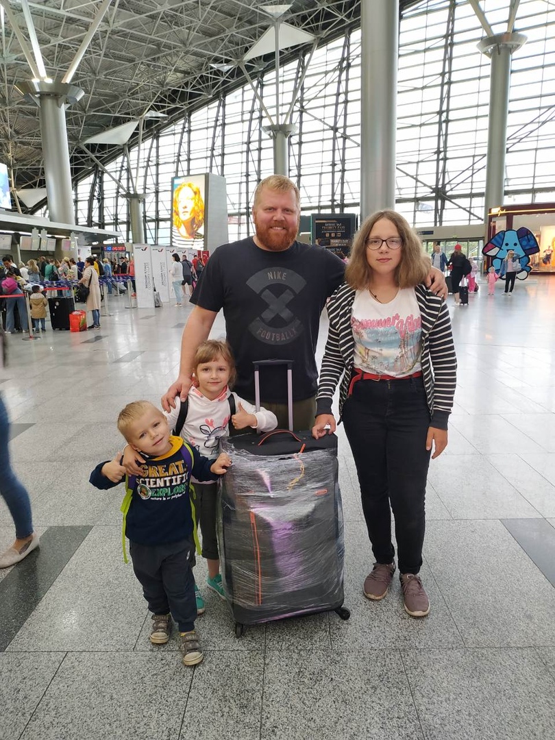 Папу в жизни никто не заменит! Об этом не понаслышке знают владимирские многодетные отцы. Они и расскажут нам сегодня, что является самым сложным, а что самым приятным в воспитании детей. И конечно, дадут совет - как стать своему ребенку хорошим папой