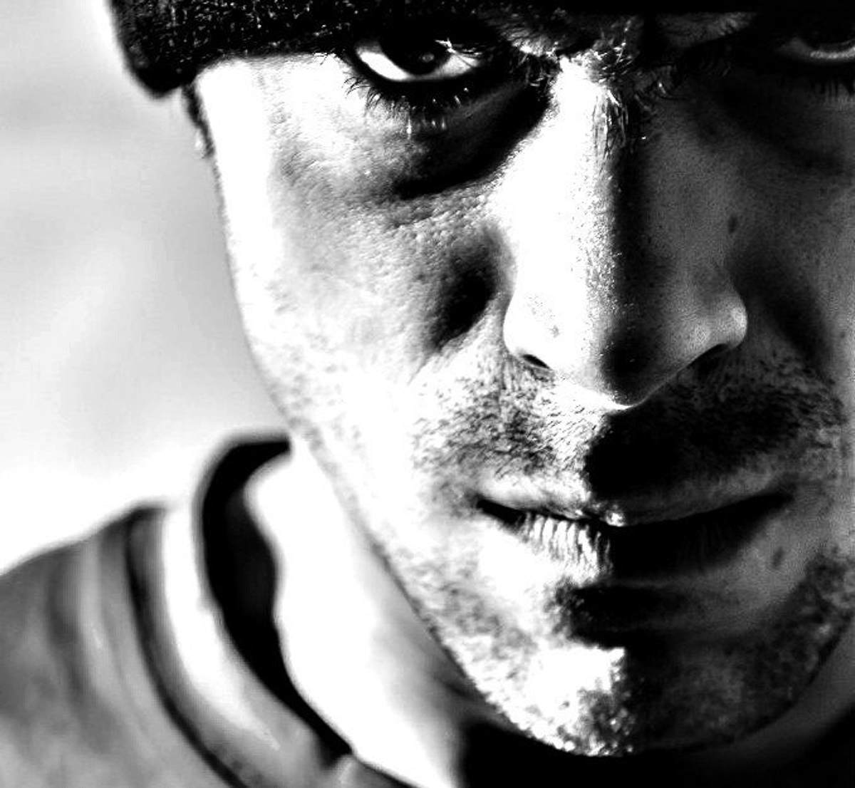 С подросткового возраста Михаилу Сорокину полюбились рэп и спортивные мотоциклы. Эта история об остросоциальных текстах и воплощении мечтаний в Гусь-Хрустальном