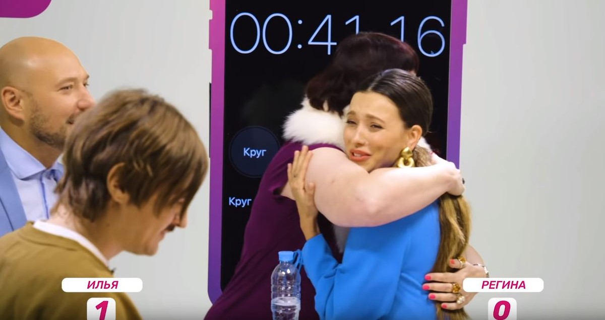 9 октября на популярном Ютуб-канале вышла программа “Comment Out” с участием Регины Тодоренко и Ильи Прусикина. А еще там засветилась наша землячка, актриса Ольга Ковалева. Именно она стала “наказанием” для телеведущей, а потом чуть было не получила из ее рук награду