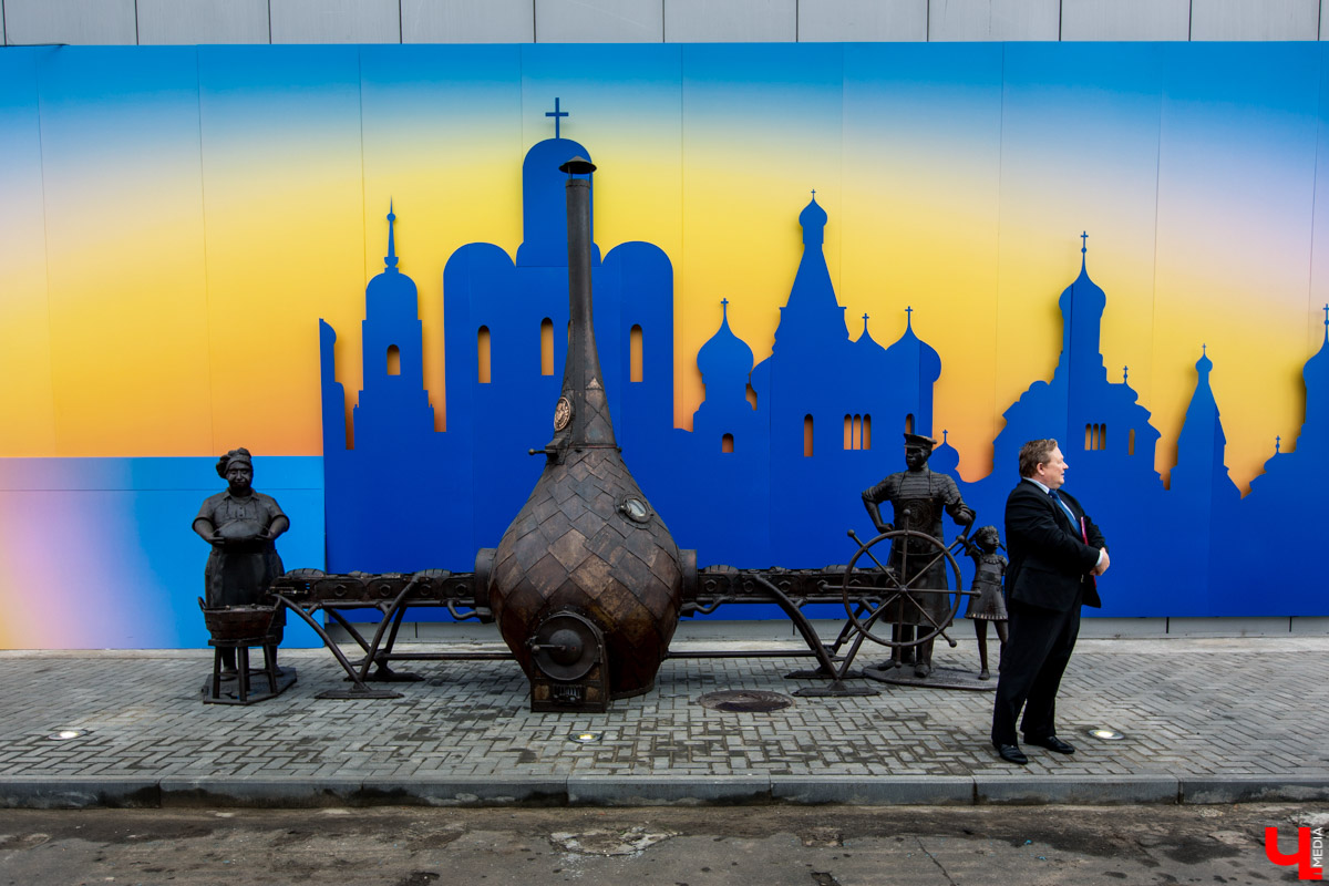 Владимирский хлебокомбинат отметил 90-летие. К празднику предприятие подготовило подарок для горожан - установили уникальный памятник