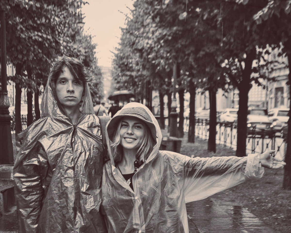 Поклонницы, постоянные репетиции, бесконечный поиск звучаний. Девушки владимирских музыкантов из «Bosphorus night», «AMPLIFE», «MORE» и «Глазированной пихты» рассказывают, каково быть спутницей рокера