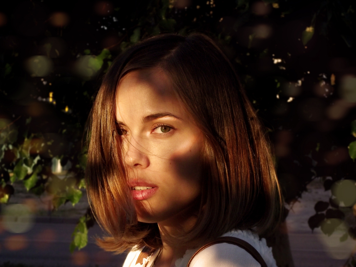 Поклонницы, постоянные репетиции, бесконечный поиск звучаний. Девушки владимирских музыкантов из «Bosphorus night», «AMPLIFE», «MORE» и «Глазированной пихты» рассказывают, каково быть спутницей рокера