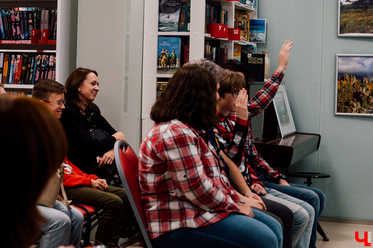 Владимирцы стали участниками “баттла по фактам”, или же просто суда над супергероями, где самые настоящие ученые доказали возможность их существования