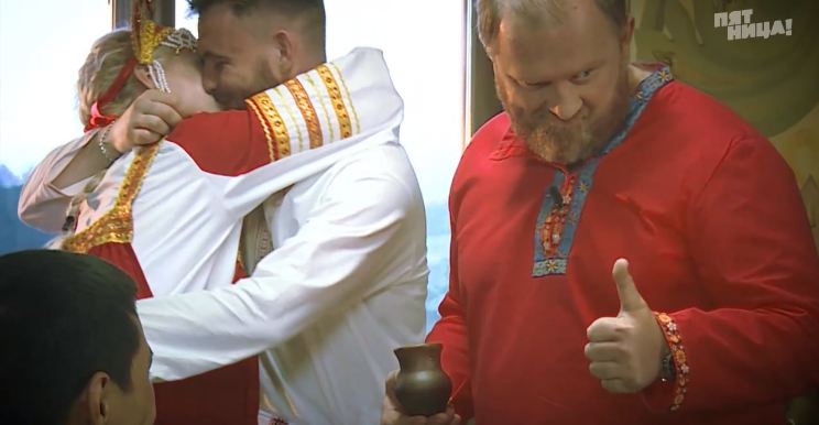 В эфир вышла 9-я серия шоу “Адская кухня”, которую снимали в Суздале. Чем шеф Константин Ивлев на этот раз был недоволен и чем удивлял зрителей?