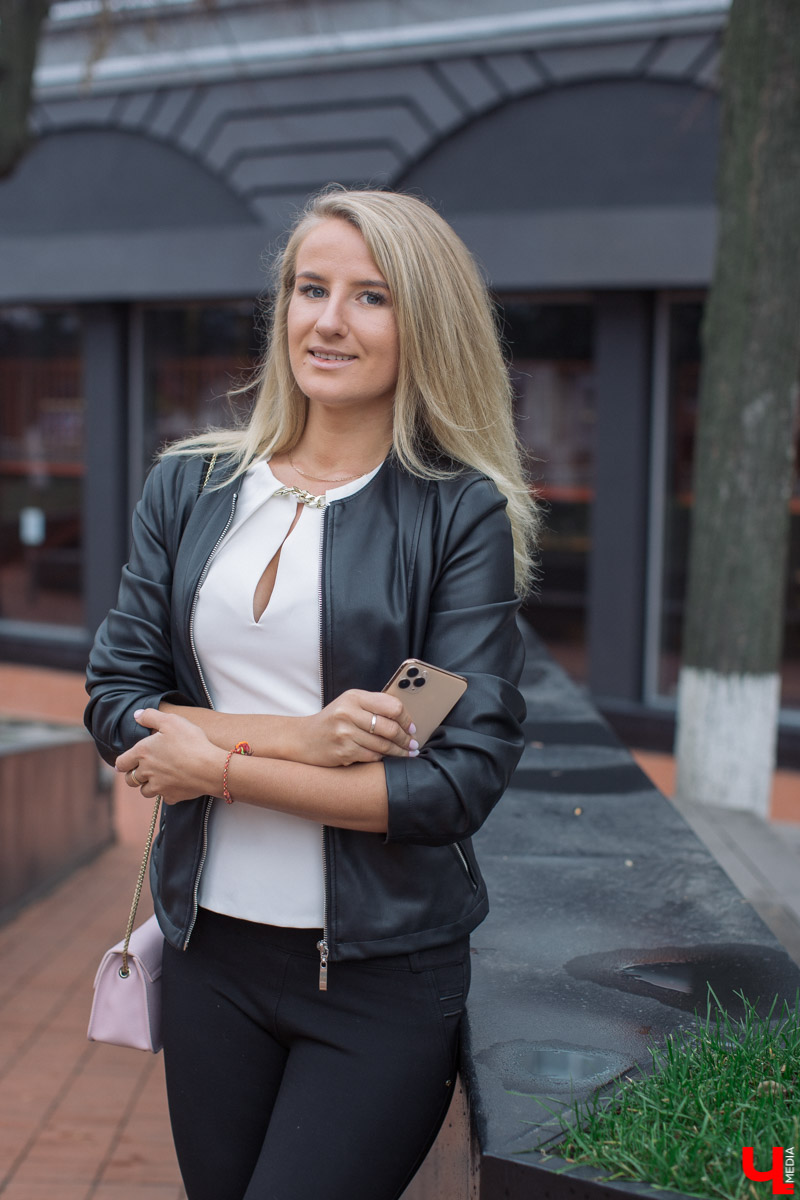 Для владимирского фотографа Марии Сидоровой большое значение имело качество съемки при выборе телефона. Мы испытали вместе с ней Apple iPhone 11 Pro Max