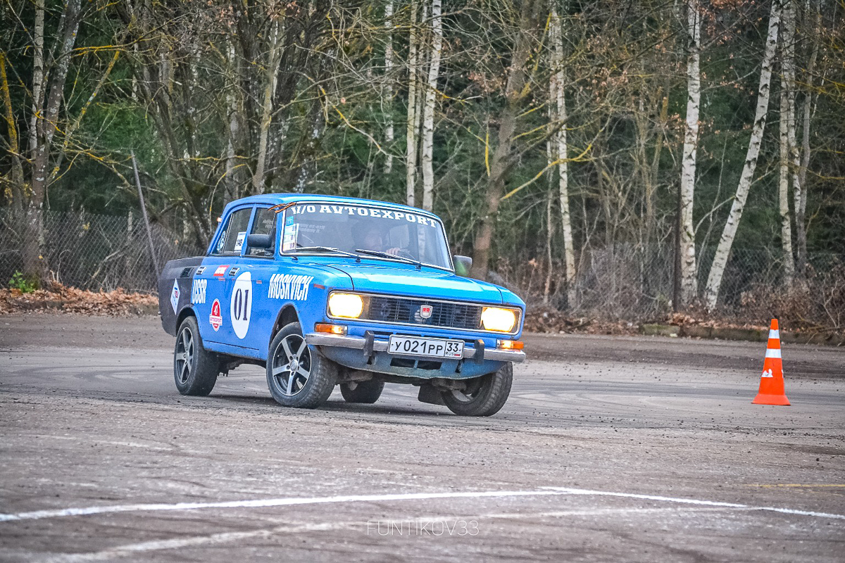 В минувшее воскресенье во Владимире завершился третий этап кубка области по автомногоборью “Автослалом”. Это было ярко, зрелищно и, самое главное, — результативно. 35 участников продемонстрировали свои способности вождения на специальной трассе. Соревновались как мужчины, так и женщины. Все на своем личном транспорте