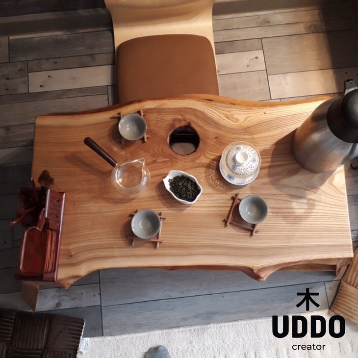 Владельцы нестандартной мебельной мастерской рассказали о трендах и особенностях изготовления деревянных шедевров