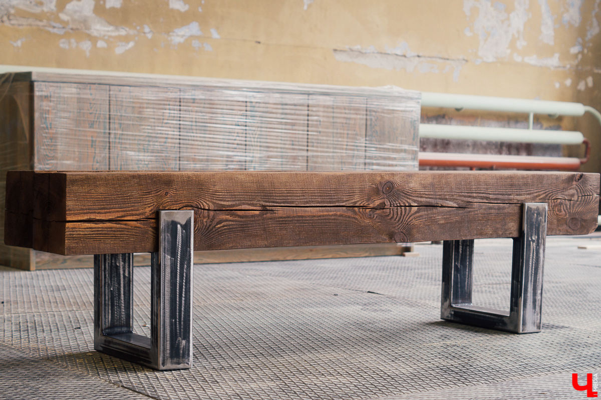 Владельцы нестандартной мебельной мастерской рассказали о трендах и особенностях изготовления деревянных шедевров