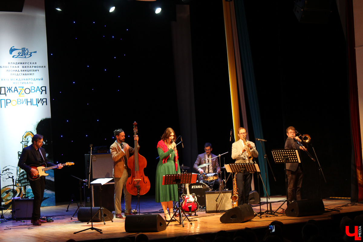Фестивалю “Джазовая провинция” в этом году исполняется 23 года, из которых последние 14 лет Владимир – в числе тех городов, куда каждую осень приезжают российские и зарубежные джазовые коллективы