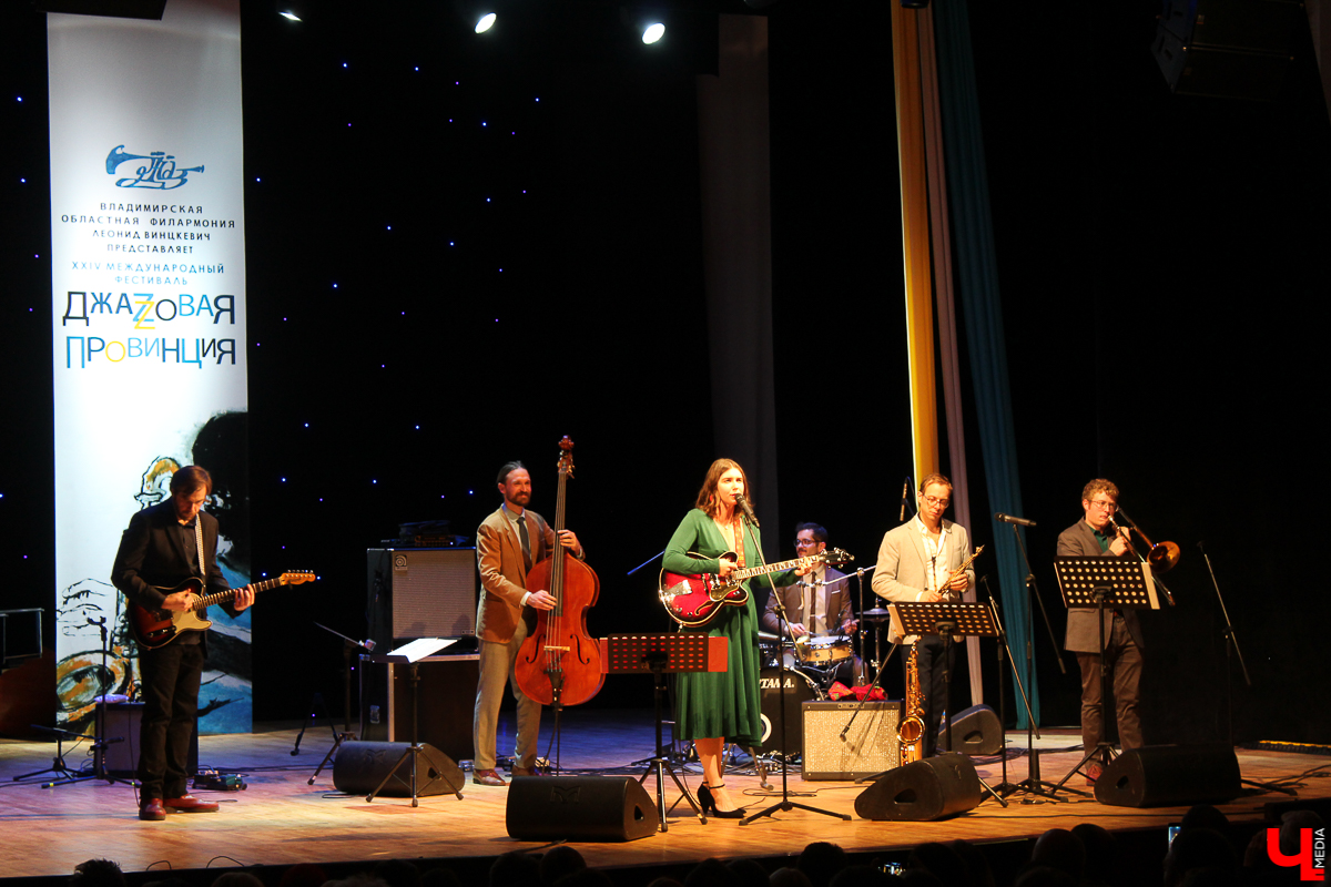 Фестивалю “Джазовая провинция” в этом году исполняется 23 года, из которых последние 14 лет Владимир – в числе тех городов, куда каждую осень приезжают российские и зарубежные джазовые коллективы