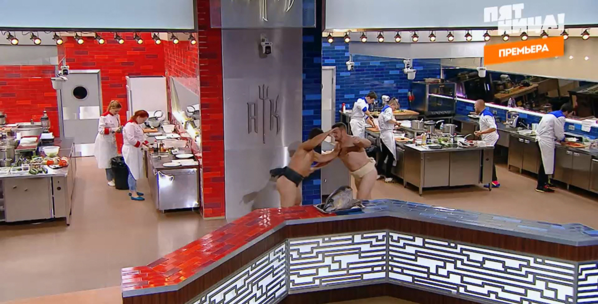 Вышли в эфир 10 и 11 серии 3 сезона шоу “Адская кухня”. В них снялась повар из Суздаля Фаина Забожанская