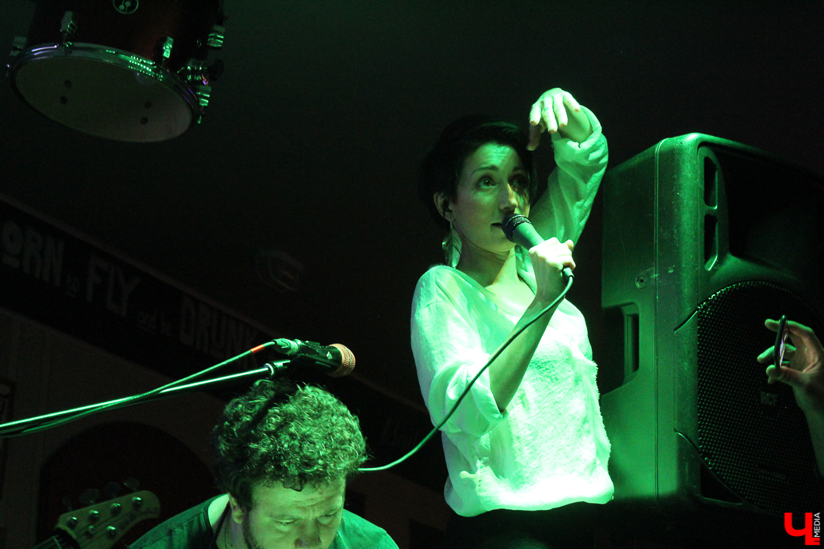 1 ноября музыканты группы «Мураками» во главе со своей очаровательной солисткой Дилярой Вагаповой посетили Владимир, где дали шикарный концерт