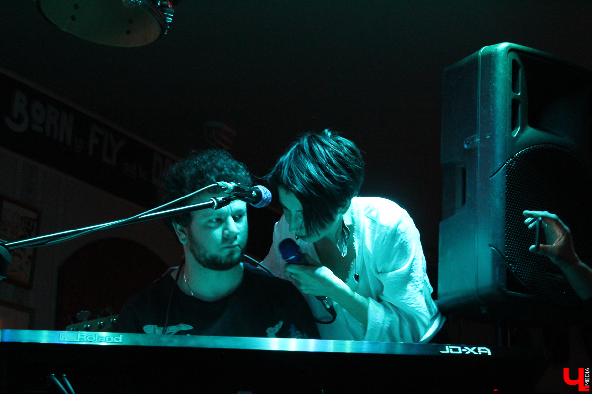 1 ноября музыканты группы «Мураками» во главе со своей очаровательной солисткой Дилярой Вагаповой посетили Владимир, где дали шикарный концерт