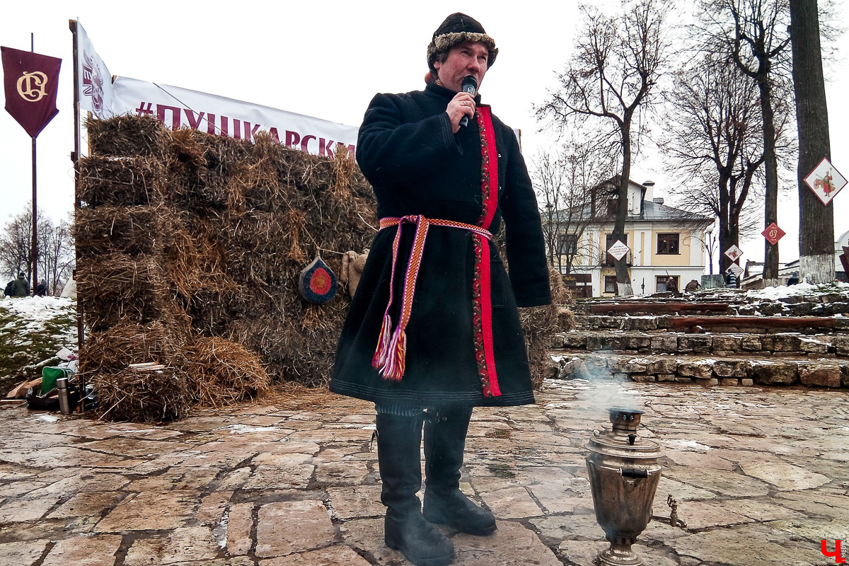 2 и 3 ноября в “Пушкарской слободе” в Суздале прошел ежегодный фестиваль “Пушкарский сбор”. Участниками стали местные жители и гости из столицы