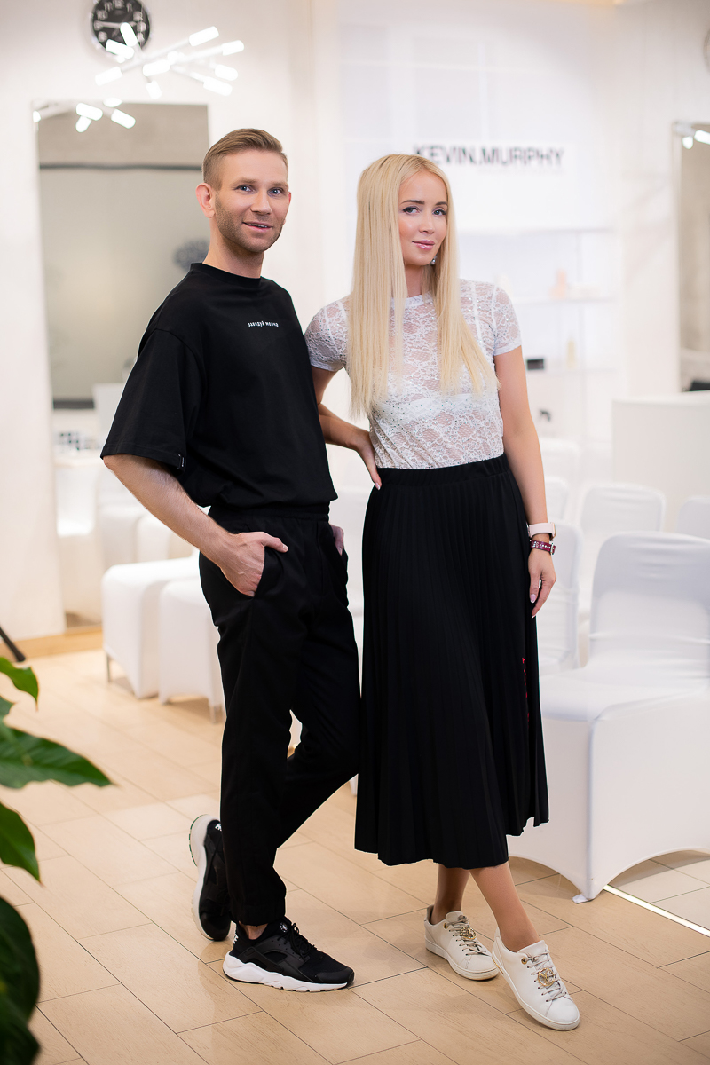 Салон и клиника GEN87 провели увлекательный бьюти-девичник. Приятная музыка, полезные мастер-классы, теплое общение - вот чем запомнится этот вечер