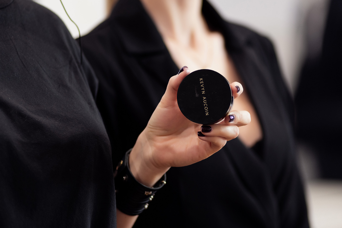 Салон и клиника GEN87 провели увлекательный бьюти-девичник. Приятная музыка, полезные мастер-классы, теплое общение - вот чем запомнится этот вечер