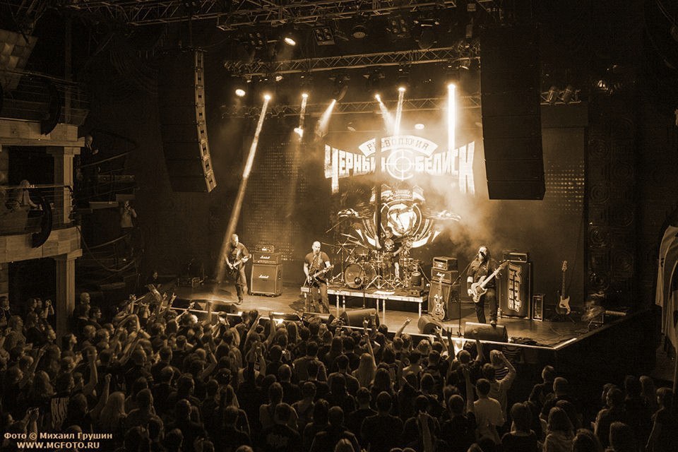 15 ноября легенда российского тяжелого рока группа «Черный Обелиск» посетит Владимир, где даст концерт в «Maxtone Concert Hall»