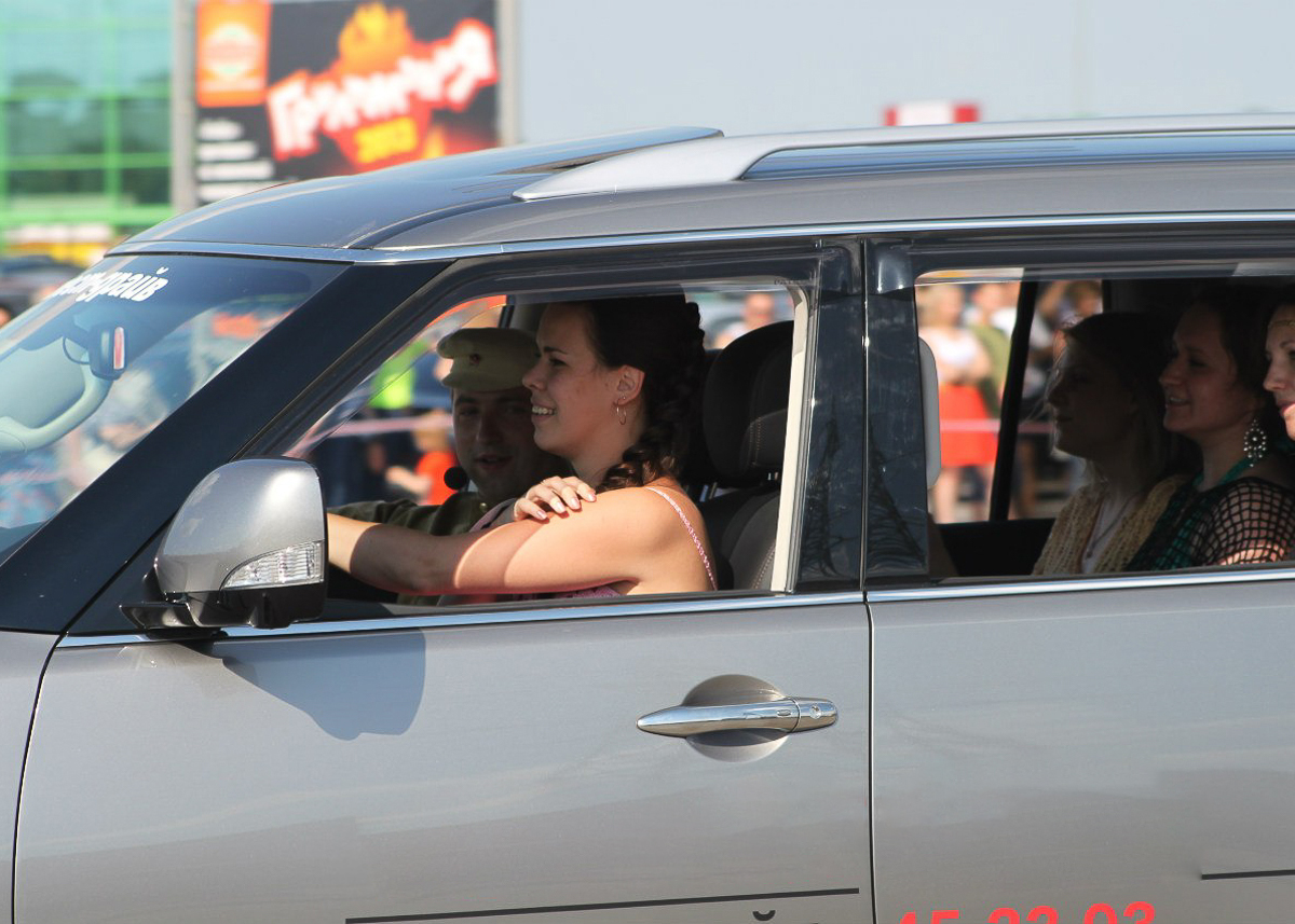 До сих пор принято считать, что представители сильного пола водят машину лучше. Но мы решили развеять этот стереотип. Во Владимире живут девушки, которые занимаются автоспортом и завоевывают призовые места наравне с мужчинами