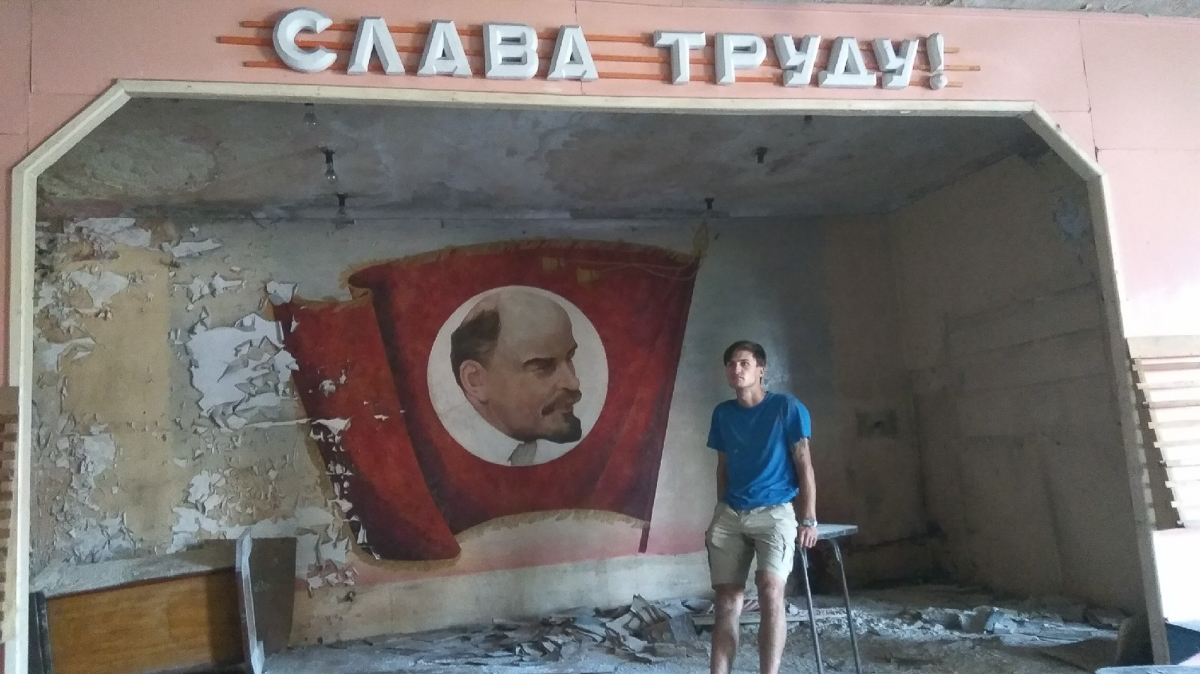 Химикаты, книги и военная техника. Чем удивляет «темная сторона» Владимира? Истории о 5 основных заброшенных комплексах города, рассказанные нам очевидцами