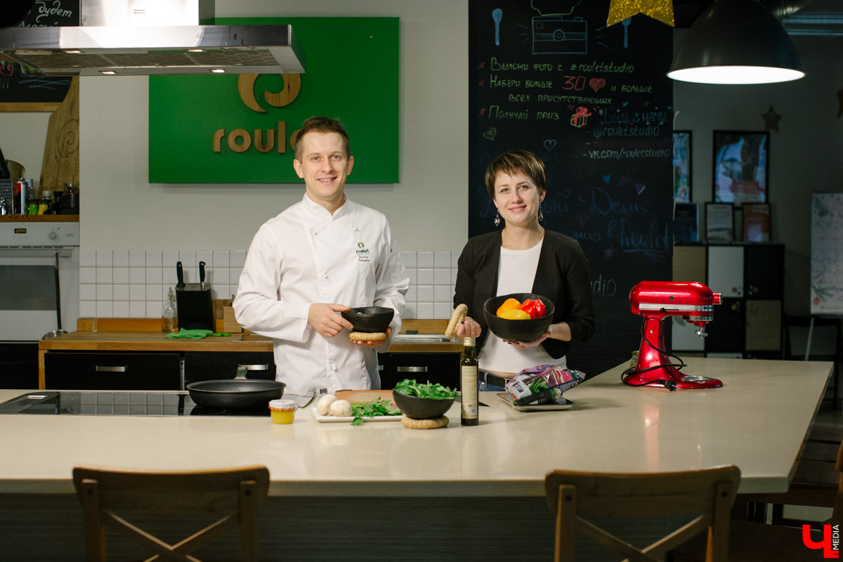 Новый кулинарный вектор шефа Roulet - тунец татаки с медовым перцем, приводящий мысли в порядок