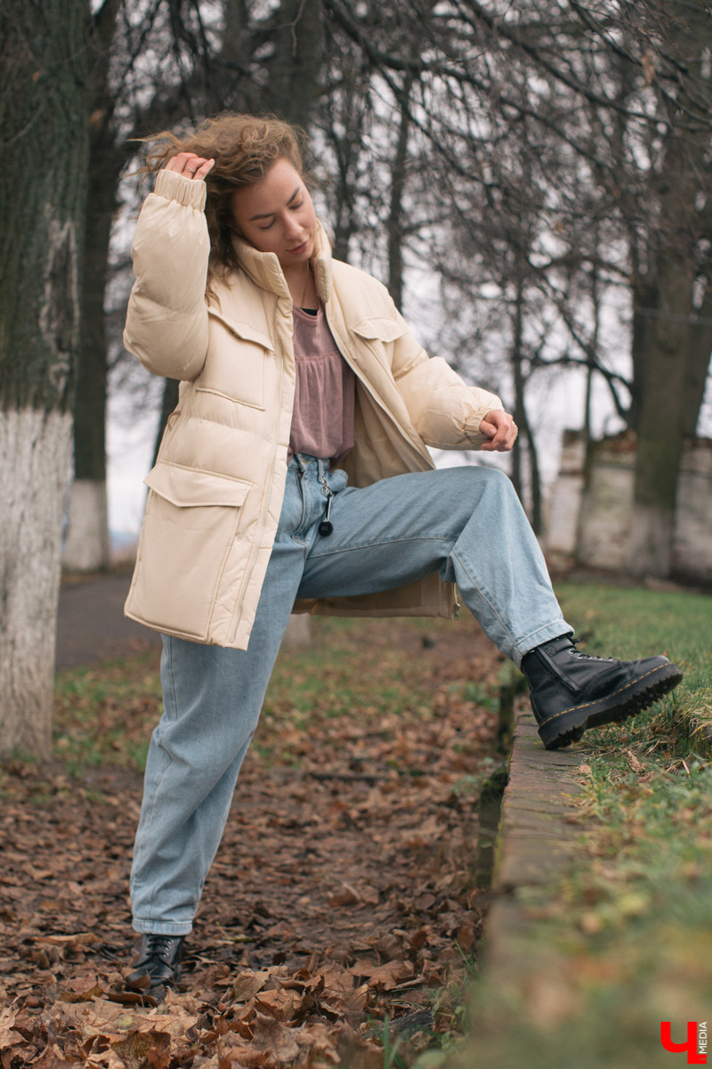 Студентка владимирского госуниверситета Марина Ларионова любит неординарные вещи. Девушка убеждена, что с их помощью можно чувствовать себя увереннее, знакомиться с новыми людьми и показывать свое внутреннее состояние