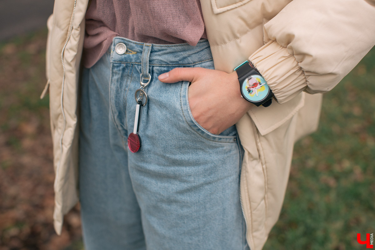 Студентка владимирского госуниверситета Марина Ларионова любит неординарные вещи. Девушка убеждена, что с их помощью можно чувствовать себя увереннее, знакомиться с новыми людьми и показывать свое внутреннее состояние