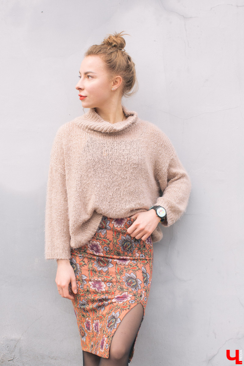 Студентка владимирского госуниверситета Марина Ларионова любит неординарные вещи. Девушка убеждена, что с их помощью можно чувствовать себя увереннее, знакомиться с новыми людьми и показывать свое внутреннее состояние