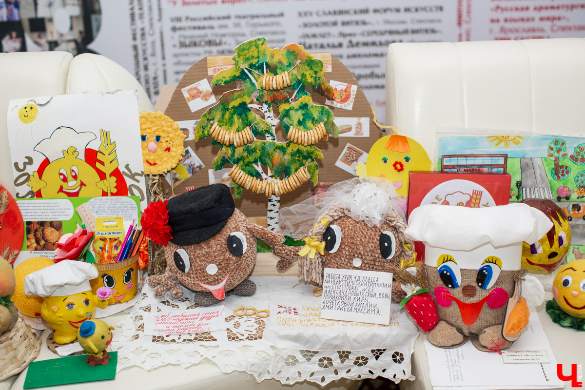 17 ноября в драмтеатре подвели итоги акции “Первоклассник”. В ней приняли участие 17 500 детей из Владимирской области