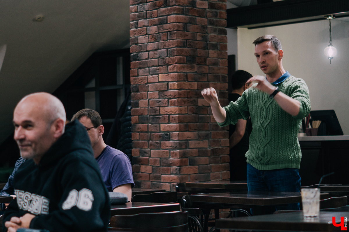 Для многих владимирцев “общественный транспорт” = “боль”. В минувшие выходные в рамках открытой дискуссии с московскими экспертами на фестивале «Владимир будущего» горожанам удалось обозначить основные проблемы и найти пути их решения