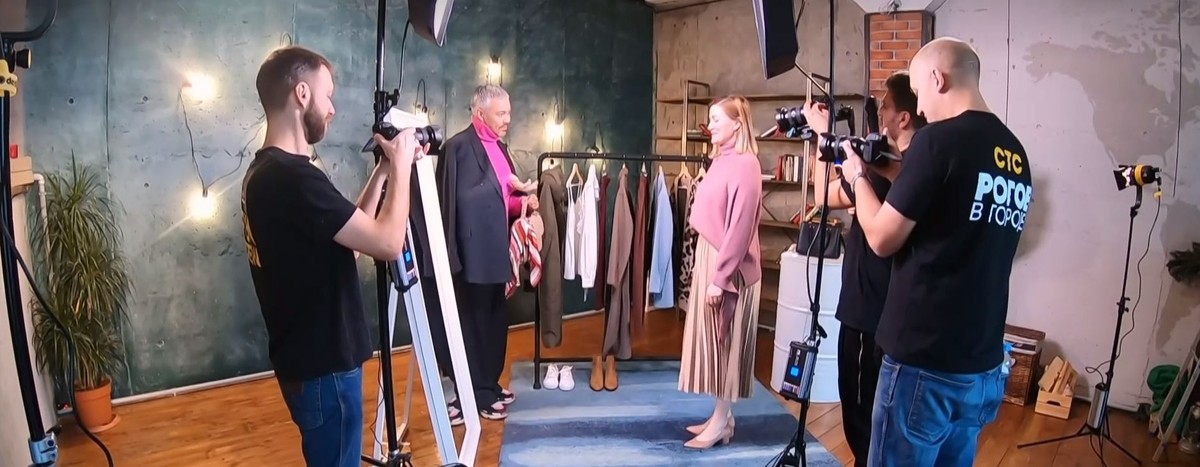 В минувшие выходные в эфир телеканала СТС вышла программа «Рогов в городе» с участием жительницы Владимира Александры Лифановой. О том, как это было, мама двоих детей поведала нашему интернет-журналу. 