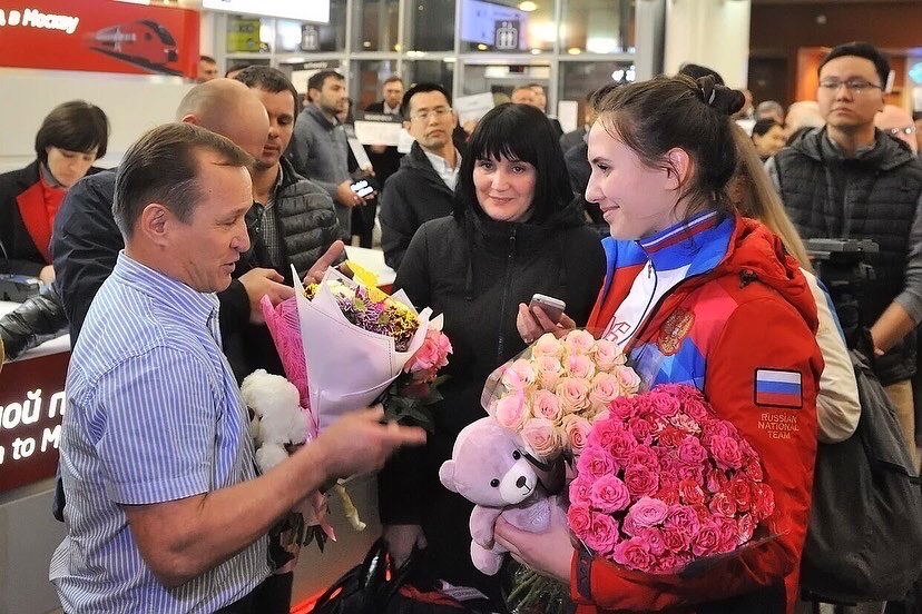 На днях в Россию из Южной Кореи вернулась уроженка Юрьев-Польского Анастасия Хомячкова. В свои 22 года она уже стала чемпионкой мира по самбо в весовой категории 72 кг. Нам удалось немного пообщаться со спортсменкой и выяснить подробности ее фееричного выступления