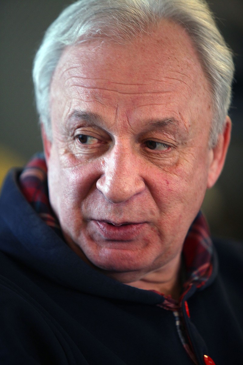 Дебютирующие дети и известные российские актеры станут участниками нового фильма о ковровских заводах. Расспросили режиссера Игоря Мельникова о деталях сценария и кинопроизводстве “Ваньки”