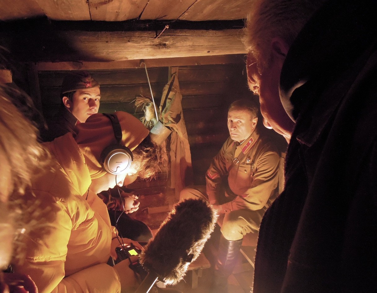 Дебютирующие дети и известные российские актеры станут участниками нового фильма о ковровских заводах. Расспросили режиссера Игоря Мельникова о деталях сценария и кинопроизводстве “Ваньки”