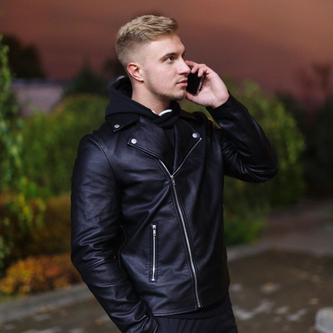 Все! Не за кого больше болеть нам в шоу “План Б”. Ольга Бузова попрощалась с Никитой Анисимовым из Гусь-Хрустального, ссылаясь на его безынициативность. Подробнее обо всем парень рассказал в интервью для нашего издания