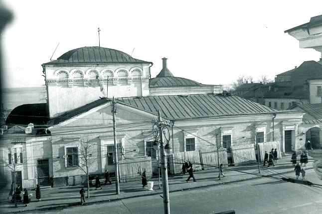 Коллекционер ретро-фото Александр Пронин помог нам составить подборку домов, которых больше нет на улицах Владимира