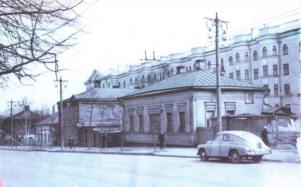 Коллекционер ретро-фото Александр Пронин помог нам составить подборку домов, которых больше нет на улицах Владимира