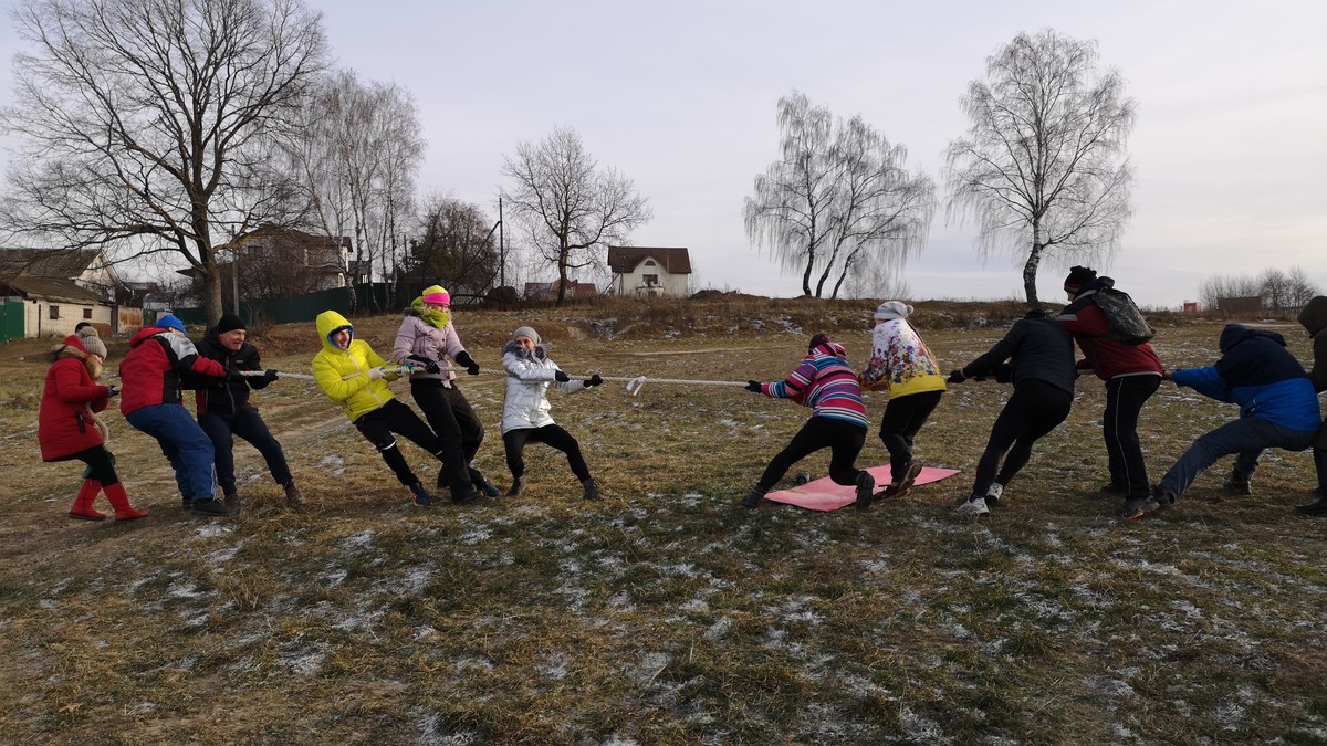 Как получать адреналин и перестать болеть? Приобщиться к владимирскому ЗОЖ-клубу! На днях местные активисты эффектно отметили День моржа