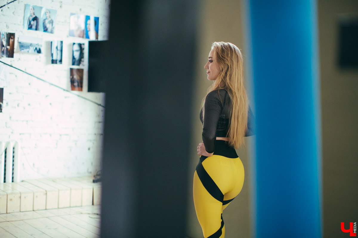 В студии People 25 ноября вновь кипела работа над календарем «Ключ-Медиа 2020». Три владимирские девушки перевоплотились в очаровательных спортсменок и предстали перед объективом фотографа Алены Смоляк