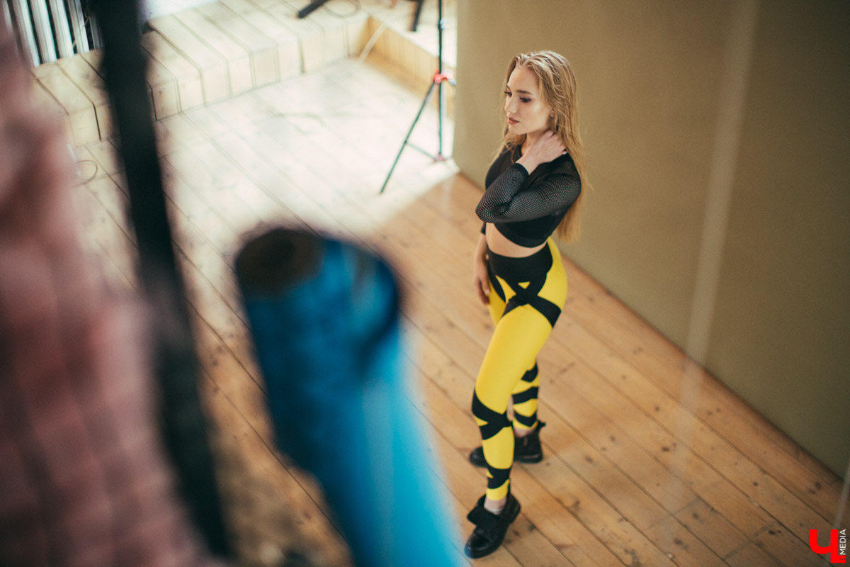 В студии People 25 ноября вновь кипела работа над календарем «Ключ-Медиа 2020». Три владимирские девушки перевоплотились в очаровательных спортсменок и предстали перед объективом фотографа Алены Смоляк