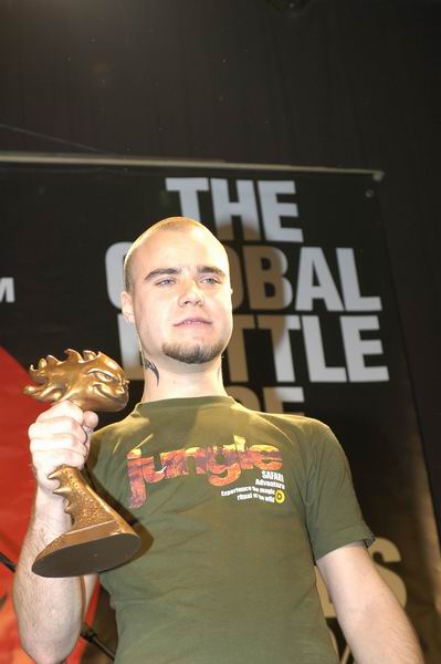 Всемирные рок-конкурсы и всероссийские фестивали, бои без правил и фильм Бекмамбетова. Самое масштабное интервью вокалиста владимирской группы SALVADOR, в котором раскрываются все карты